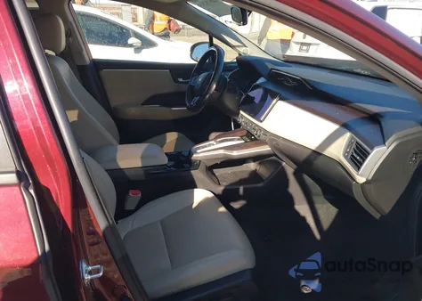 2018 Honda Clarity Plug-In Hybrid Touring из США, поврежденный, VIN JHMZC5F31JC015151